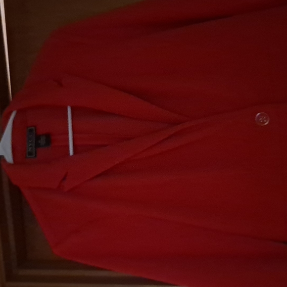 Red blazer - Picture 4 of 4